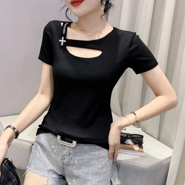 women black shirt