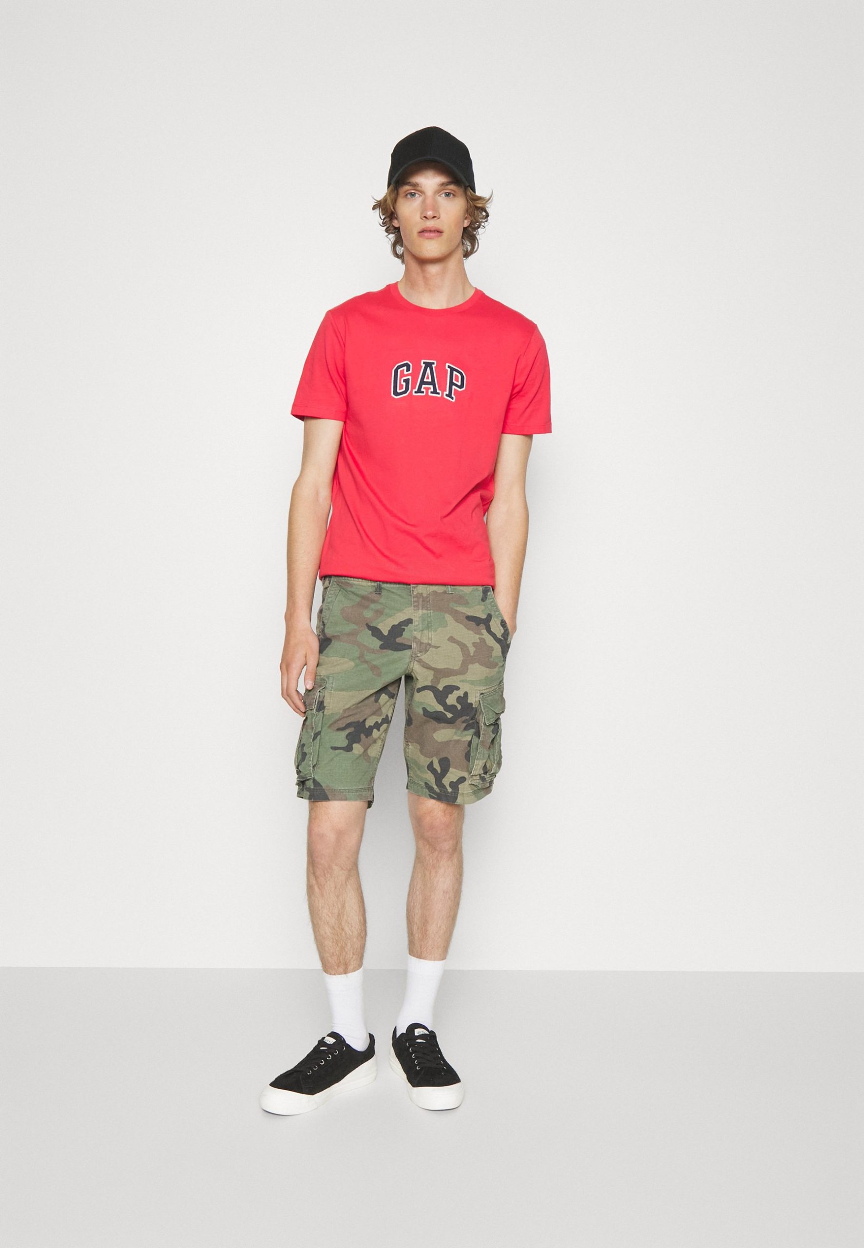 gap shorts men