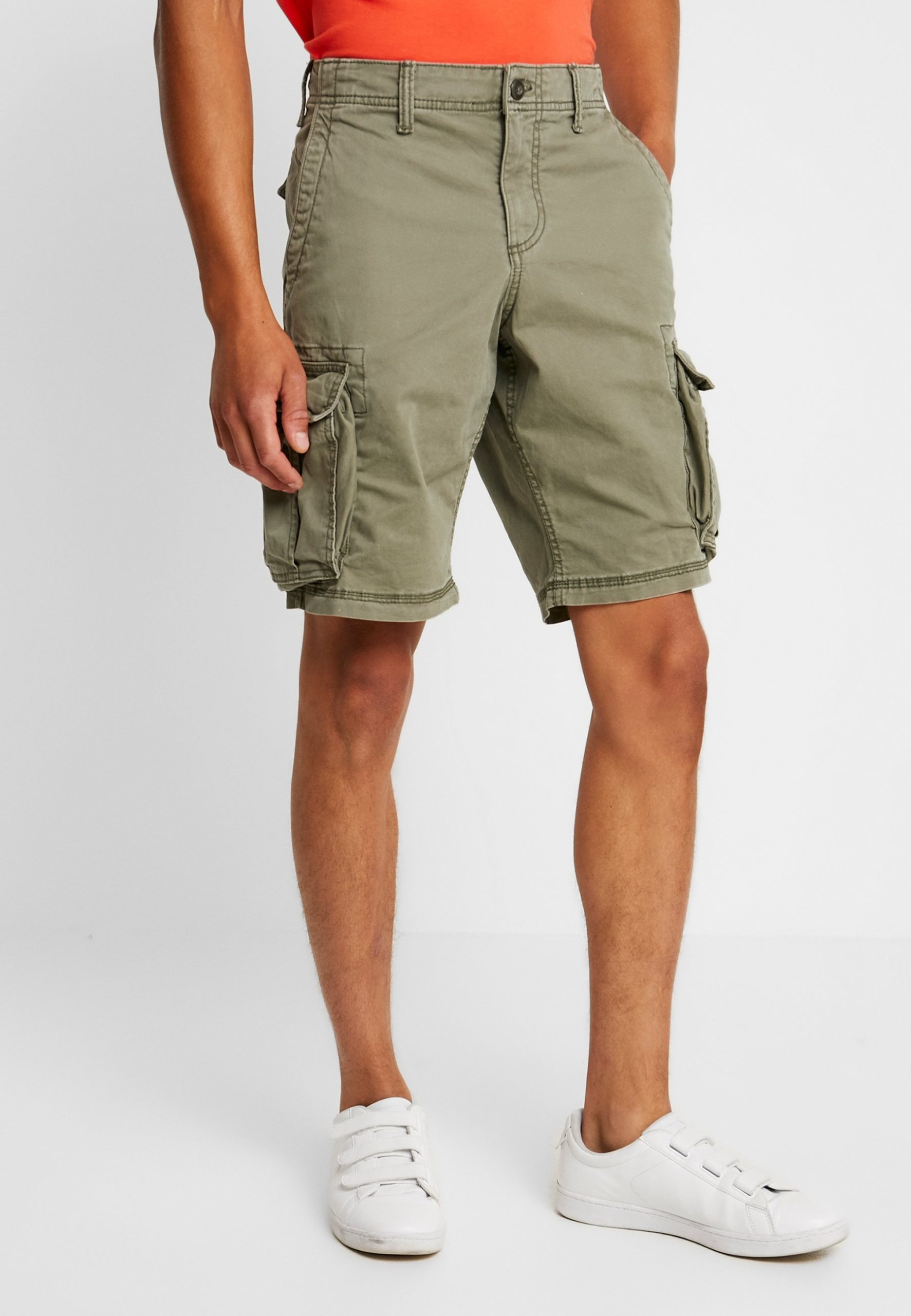 gap shorts men